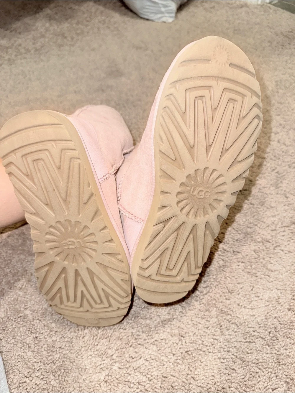 UGG pale pink